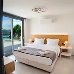 Smirties Vilă Nydri (Lefkada)