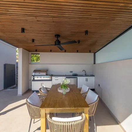 Villa Smirties Nydri (Lefkada)