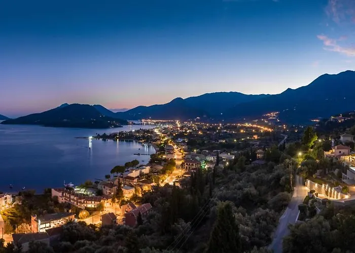 Smirties Vila Nydri (Lefkada)