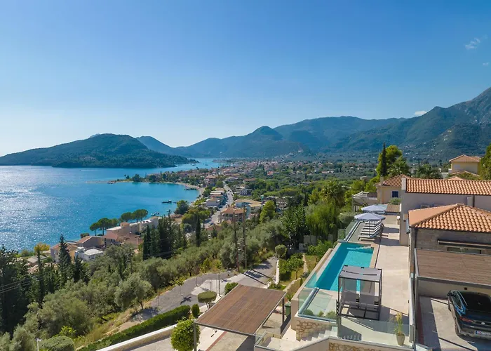 Smirties Vila Nydri (Lefkada)
